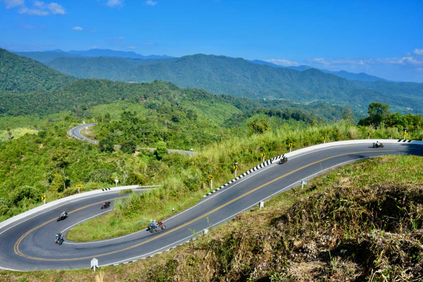 Motorradgruppe auf Tour in Nordthailand
